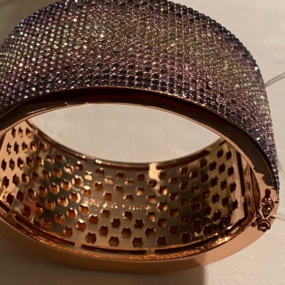 AKKAD brand cuff bracelet PAVÉ OMBRÉ lilacs to pinks crystals -rose-gold tone - Picture 6 of 15